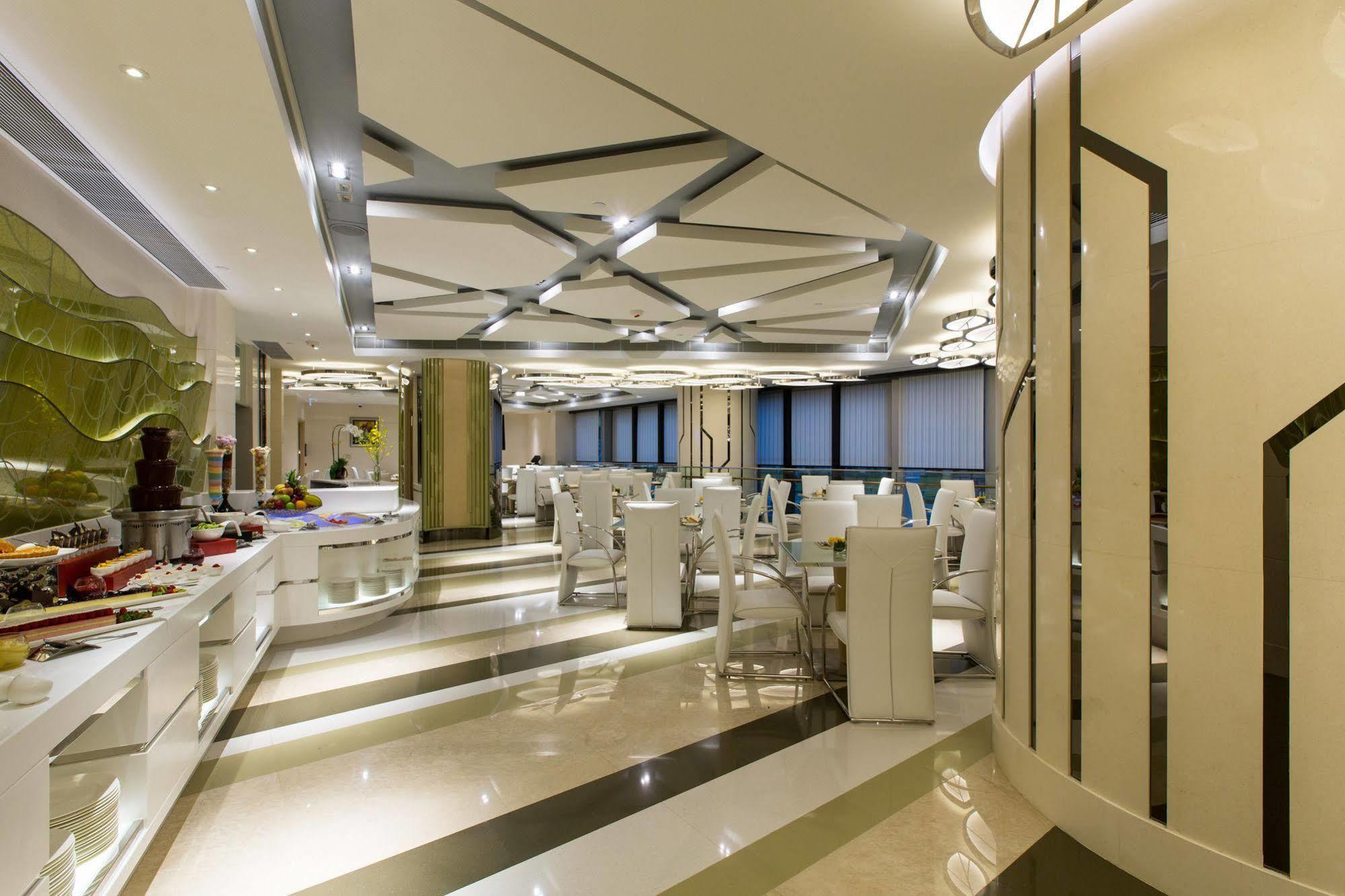 Rosedale Hotel Kowloon Hong Kong Exterior foto