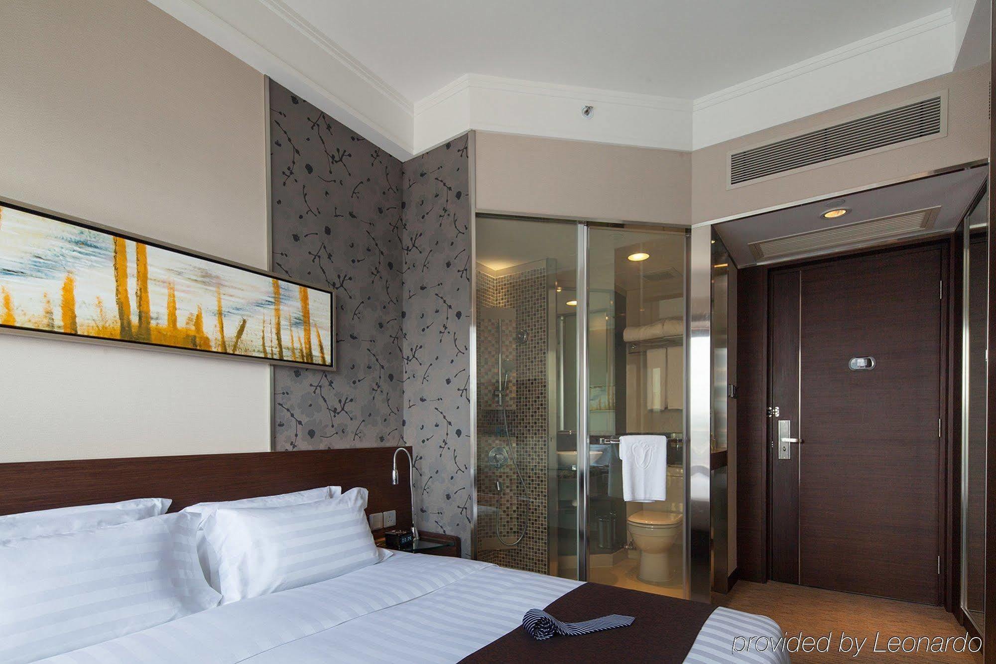 Rosedale Hotel Kowloon Hong Kong Exterior foto